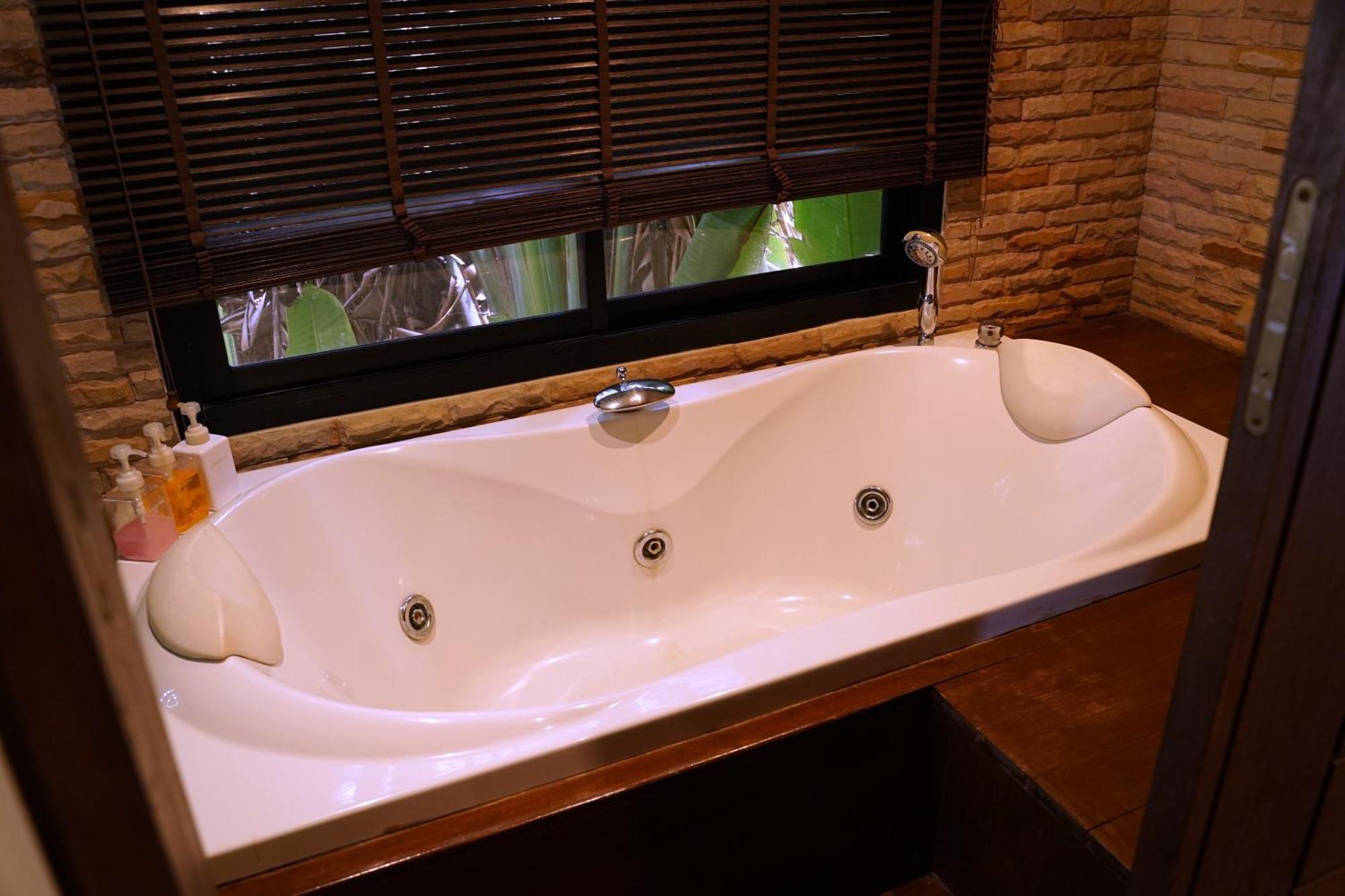 Large 4 Bed Villa Short Walk To Maenam Beach Mae Nam Exteriér fotografie